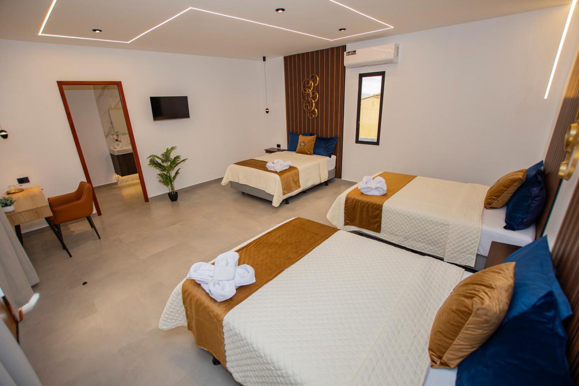 Blue Marlin Galapagos, Hotel & Spa Puerto Baquerizo Moreno Exterior photo